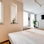 King Galaxy Apartment *